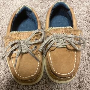 Toddler size 5 size sperrys